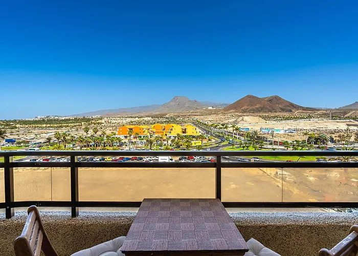 As De Casas - Royal Cristianos Daire Arona (Tenerife)