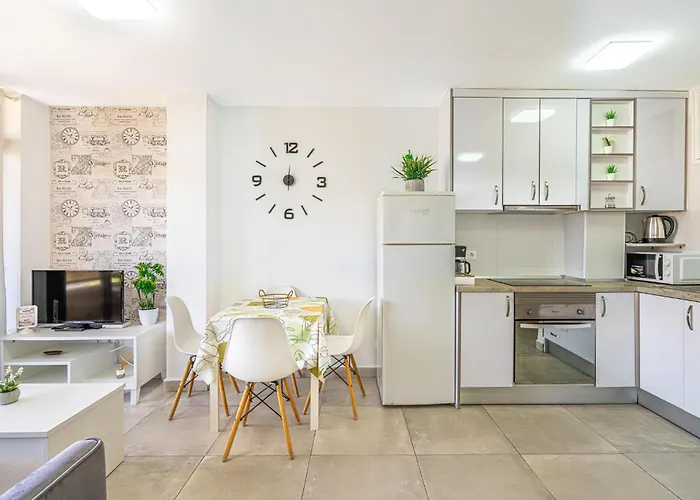 As De Casas - Royal Cristianos Daire *